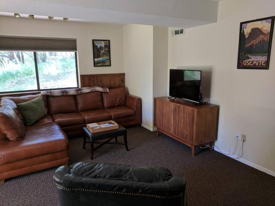 גרובלנד Yosemite Haven @ Pine Mountain Lake. Dog Friendly! מראה חיצוני תמונה